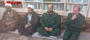 سپاه پاسداران از جان و آبروی خود مایه می&zwnj;گذارد تا کشور در عزت و سربلندی بماند