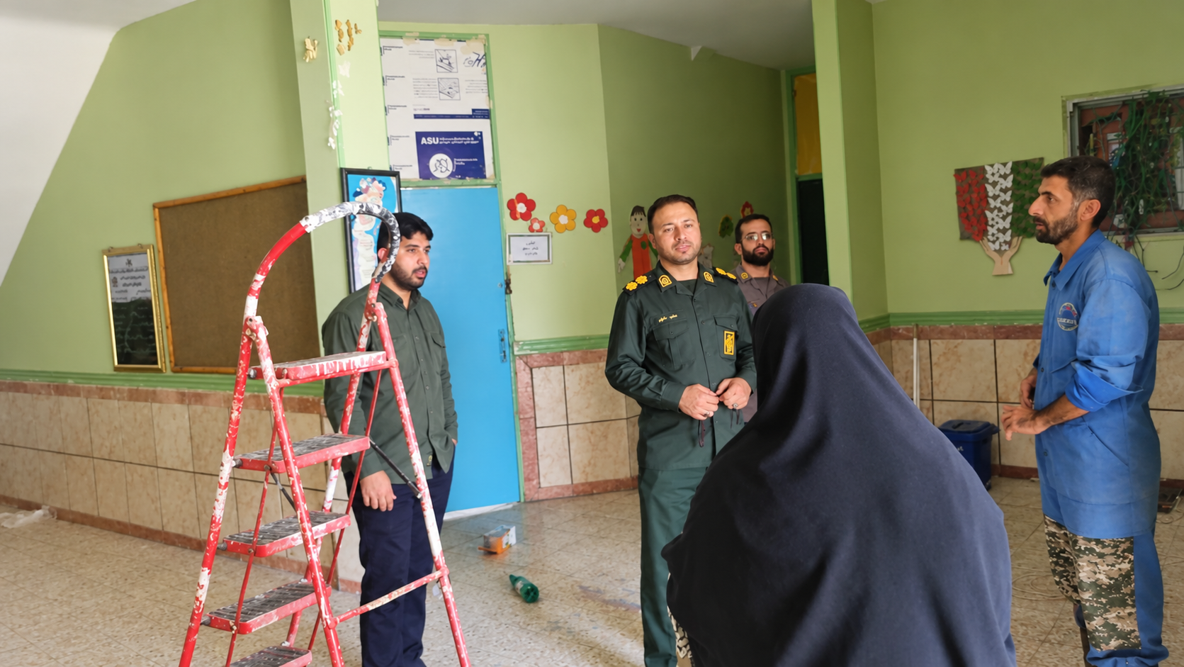 پیگیری فرمانده سپاه رامهرمز برای بازگشت دانش‌آموزان روستای جعفر صادق به مدرسه