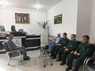 دیدار فرمانده سپاه ناحیه دهلران و جمعی از پرسنل سپاه این ناحیه بارئیس دادگستری دهلران