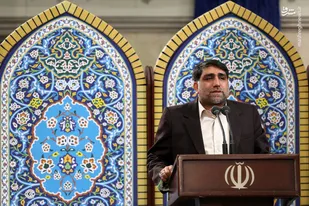 اشعار مداحان بر اساس احادیث و روایات باشد