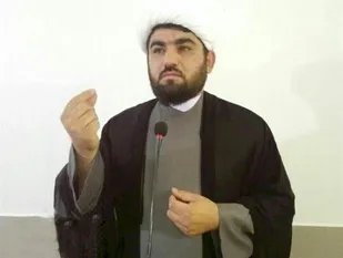 حاج قاسم سلیمانی اسوه مقاومت و بصیرت بود