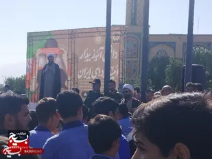 حضور گسترده مردمی و دانش آموزی در یوم الله ۱۳ آبان