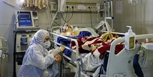 کارمندان در معرض خطر کرونا همچنان مرخصی بمانند