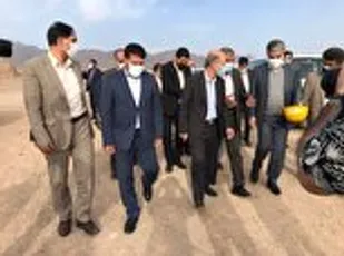 بازدید وزیر نیرو از طرح اضطراری آبرسانی به یزد