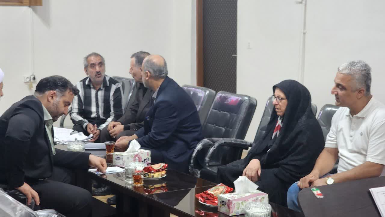 برگزاری میز خدمت با حضور مسئولان در سپاه ناحیه آستارا