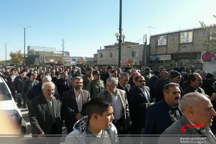راهپیمایی نمازگزاران رزنی در دفاع از اقتدار و امنیت کشور