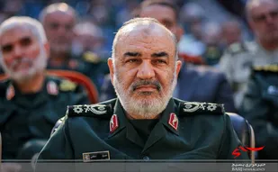 قدردانی فرمانده کل سپاه از همت جهادی و خلاقانه پاسداران انقلاب در خدمت رسانی به مردم زلزله زده هرمزگان