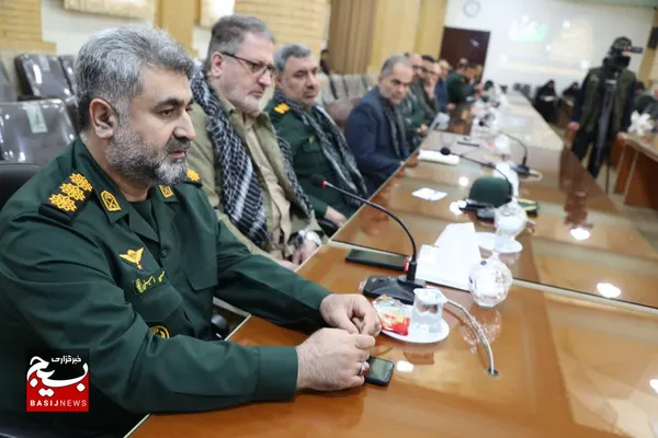 دیدار نقش آفرینان بسیج با نماینده ولی فقیه در استان گیلان