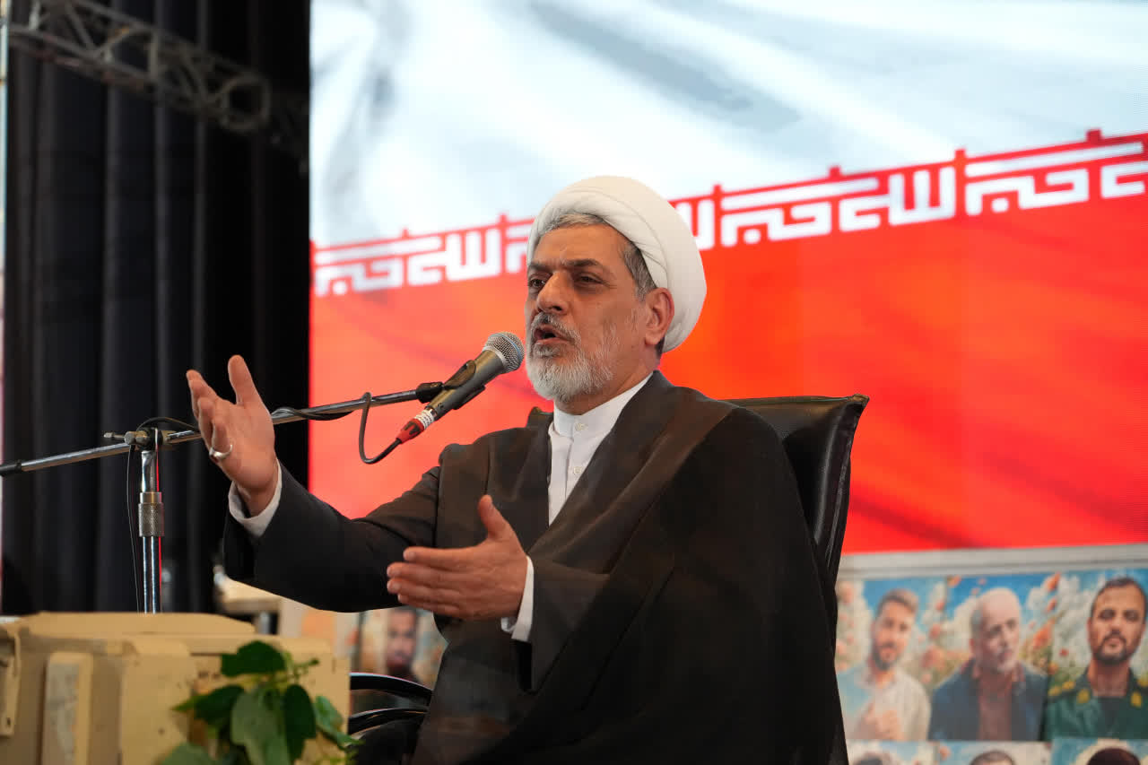 تکریم خانواده شهدا، تجلی نگاه والای اسلام به ایثارگران است