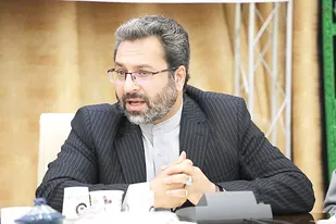 مبارزه بی&zwnj;امان با گلوگاه های فساد خواسته مردم از رئیس جمهور منتخب