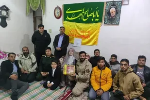دیدار با خانواده شهداءدر گناوه