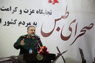 شکست آمریکا در صحرای طبس، وعده صادق خداوند بود/ انقلاب اسلامی سرآغاز بیداری ملت&zwnj;ها برای استکبارستیزی بود