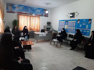 جلسه خادمین شهدای شهرستان میامی برگزار شد