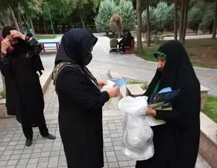 اجرای طرح همیاران سلامت در محل اجتماع روزانه مردم