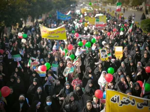 راهپیمایی با شکوه مردم آزادشهر در روز 22 بهمن