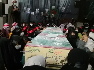 یادواره شهدا با نام &laquo;لاله&zwnj;های زهرایی&raquo; در سمنان برگزار شد