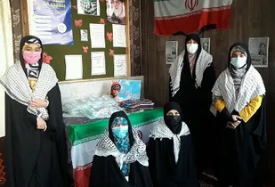 برپایی میز خدمت به مردم در محله
