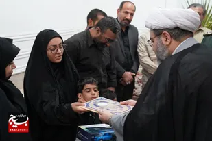 دیدار رئیس&zwnj;کل دادگستری سیستان و بلوچستان با خانواده شهید ستوان&zwnj;سوم حسین رفیعی&zwnj; نسب