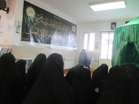 در جمع طلاب خواهر بافقی شگفتیهای آفرینش انسان و اصول صحیح شهروندی تبیین شد