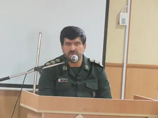 کاندیداهای انتخاباتی مرزبندی با دشمنان انقلاب را مراعات کنند