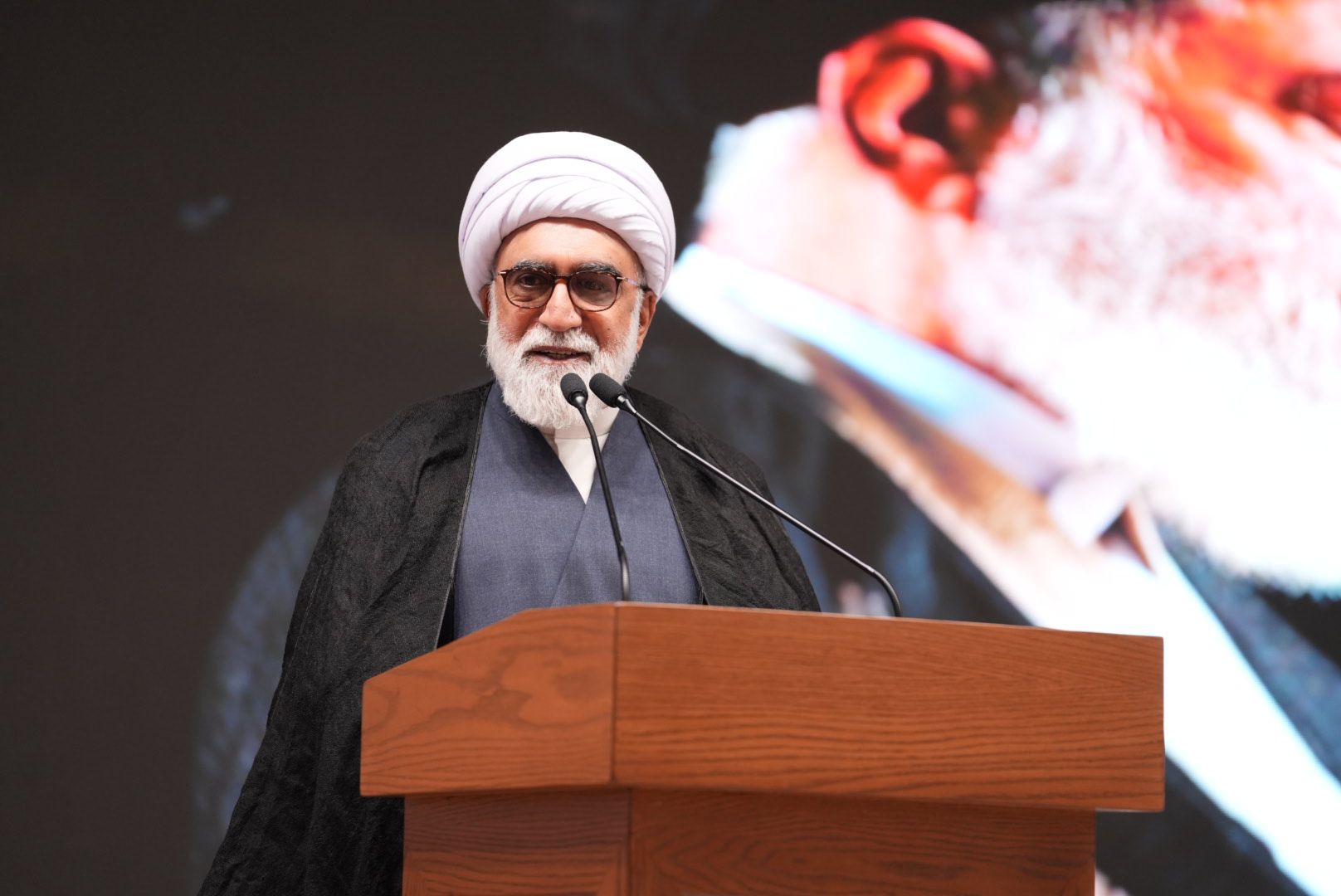 آیت‌الله مروی: عشایر همواره در خط مقدم دفاع از امنیت و تمامیت ارضی کشور حضور داشته‌اند
