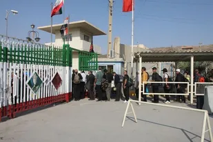 یک روز مانده به اربعین؛ افزایش چشمگیر بازگشت زوار از مرز خسروی