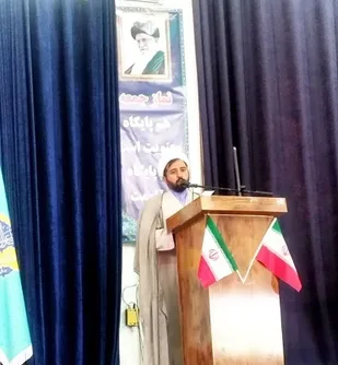 دعوت مسئول نمایندگی ولی فقیه در ناحیه سپاه بشاگرد  برای  حضور  مردم  در راهپیمایی 22 بهمن