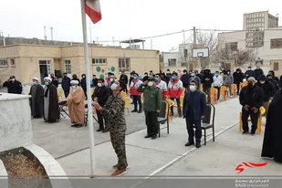 زنگ انقلاب در دبیرستان تومان مدیری سرخه به صدا در آمد
