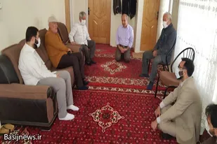دیدار مسئولین و پیشکسوتان عرصه هنر استان همدان با خانواده شهید &laquo;گرجی&raquo;