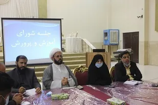 معلمان سکاندار و محور اصلی تحولات در نظام تعلیم و تربیت هستند