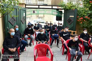 روضه&zwnj;خوانی محرم درب منازل خانواده شهدا در همدان