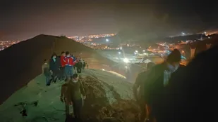 اجرای رزم شبانه بسیجیان شاهرود و تجدید میثاق با شهدا+ تصاویر