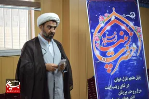 ایستادگی باعزت در برابر دشمن ، نشان ندادن ضعف در مقابل هجمه&zwnj;ها از ویژگی&zwnj;های بارز حضرت زینب(س)