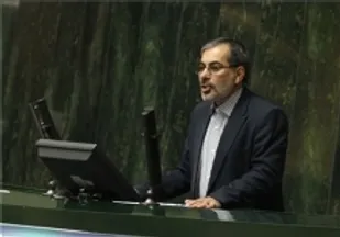 تبدیل دانشگاه به باشگاه احزاب به ضرر همه تمام می شود