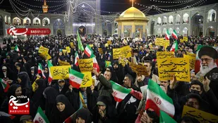 اجتماع حماسی &laquo;ایران امام رضا (ع)&raquo; در حرم امام رضا(ع)