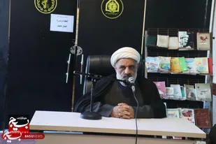 ضرورت اهمیت تدبر در آیات الهی و عمل به دستورات آن