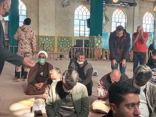 حضور مسئول دفتر نمایندگی ولی فقیه در سپاه ناحیه برخوار در برنامه نماز جمعه دولت آباد