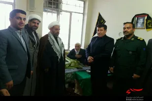 دیدار مسئولین نهاوند با پدر شهید &laquo;کاویانی&raquo;