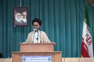 عزیزانی که برای خدمت پاشنه کشیده&zwnj;اند،&nbsp;همت کرده&nbsp;شرایط را بهبود ببخشند