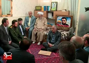 دیدار اعضای سازمان بسیج مهندسین کشور با خانواده شهید "محسن صداقت"
