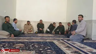 سرکشی فرمانده سپاه استان لرستان  از خانواده  شهدای  میان کوه شرقی +عکس
