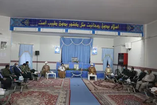 پاسداری از دستاوردهای انقلاب اسلامی، نشانه ولایت مداری است