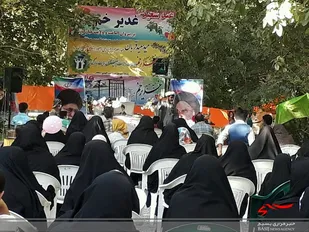 جشن ولایت در شهرستان دهاقان برگزار شد