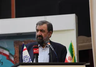 باید اقتصاد کشور را شجاعانه&zwnj; &zwnj;جراحی&zwnj; کنیم / کسب و کار و زندگی مردم پیشرفتی ندارد