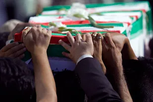 پیکر مطهر شهید &laquo;احمد زارعی&raquo; در اسلام آبادغرب تشییع شد