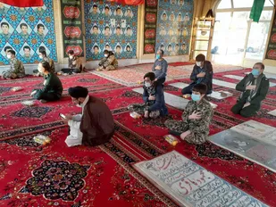 غبارروبی گلزار شهدای رکن آباد در هفته مبارک بسیج