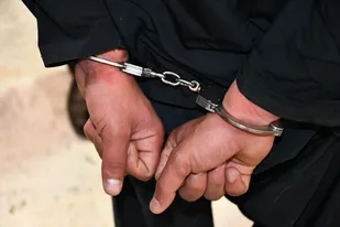 دستگیری سارقان کش رو زن طلا فروشی در "شهرضا