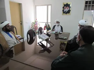 دیدار کارکنان دفتر نمایندگی ولی فقیه شهرستان بم با امام جمعه