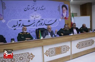 استاندار خوزستان:
باید تمام وجودمان را وقف محرومیت زدایی کنیم