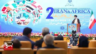 ایران تحریم ناپذیر است/قدرت تولید و صادرات کمتر از قدرت نظامی نیست